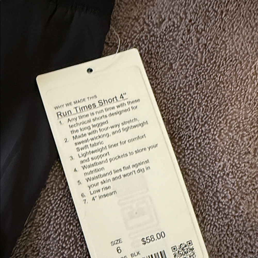 Lululemon Athletica Black Athletic Shorts Run Times 4” - Picture 2 of 3